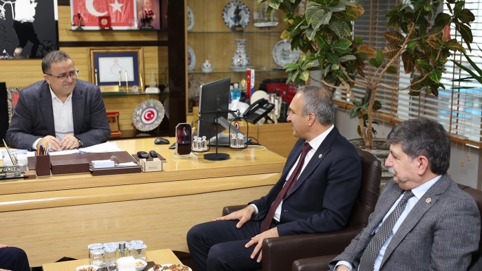 Başkan Gökçe, Özçağdaş’ı Konuk Etti